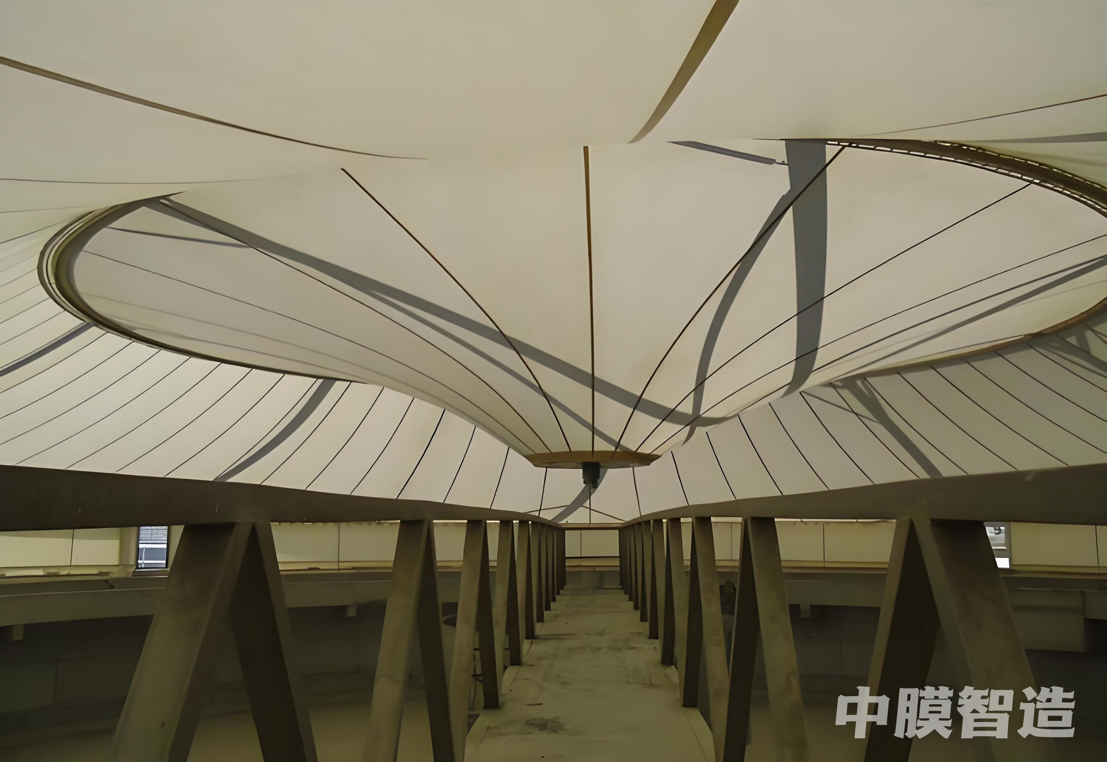 法国圣戈班膜材：百年材料品牌，赋能膜结构全链条交付